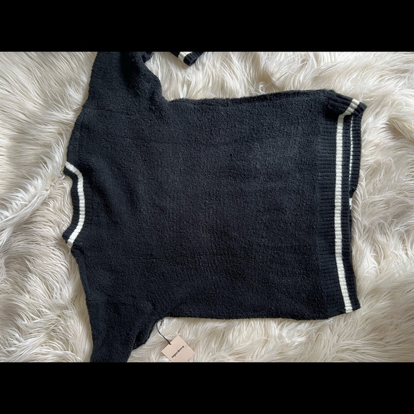 SUPERDOWN Varsity Balck & White button down sweater dress-SMALL - Picture 2 of 5